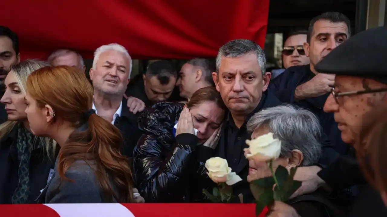 Gülşah Durbay’a Son Görev: Cenazeden Yürek Burkan Görüntüler 6